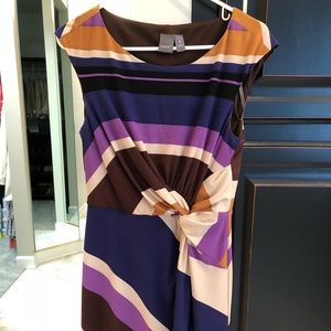 Casual dress with bright bold colors. EUC